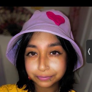 Meet your Posher, Shëłlsśi